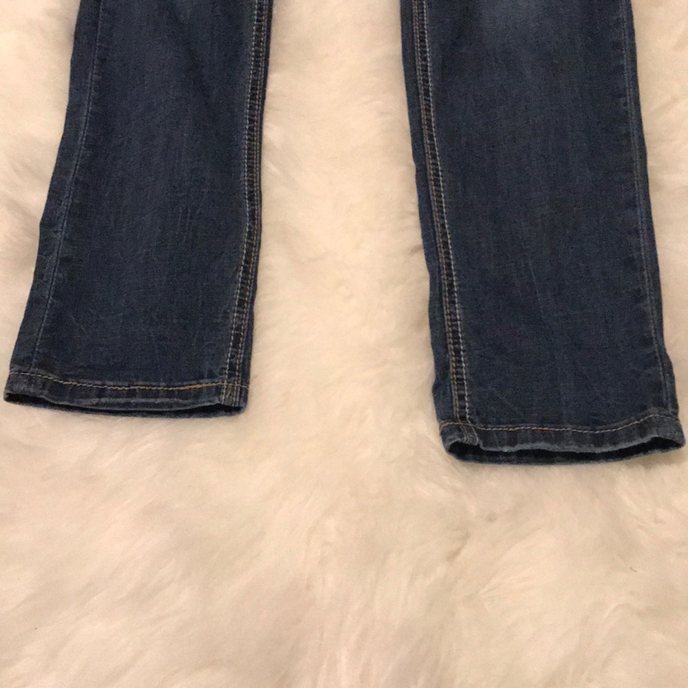 Distressed jeans - Picture 2 of 5